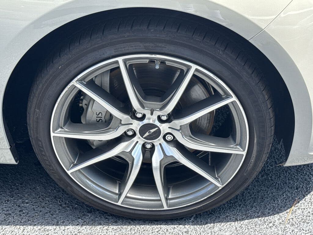 2025 Genesis G70