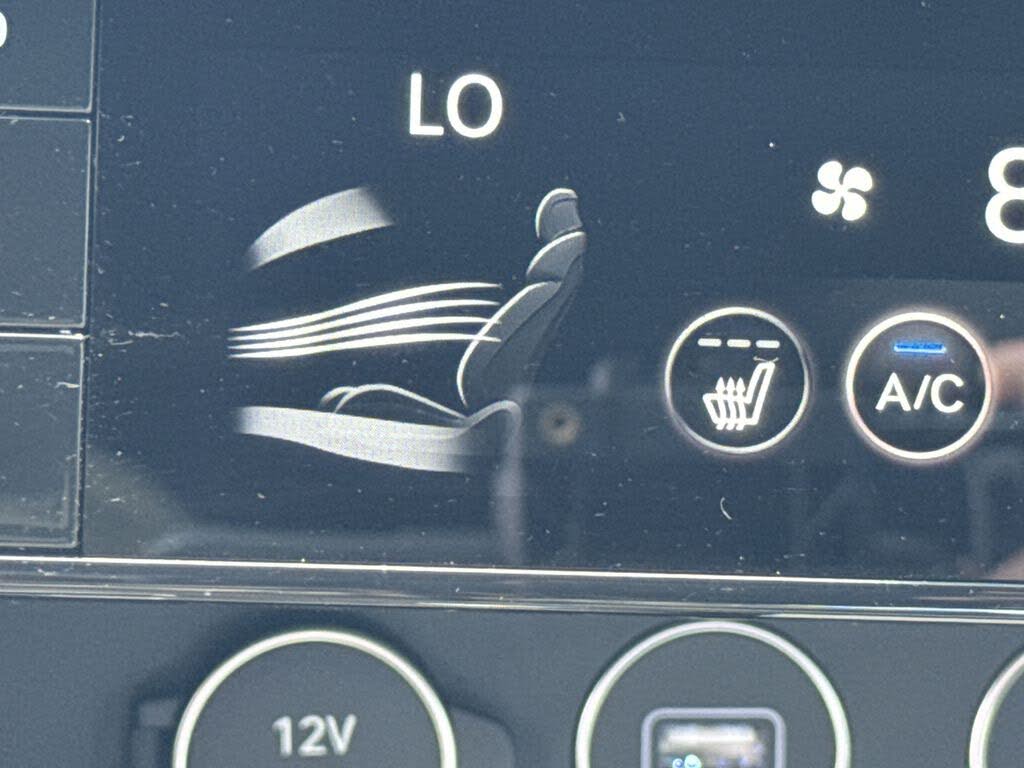 2025 Genesis G70