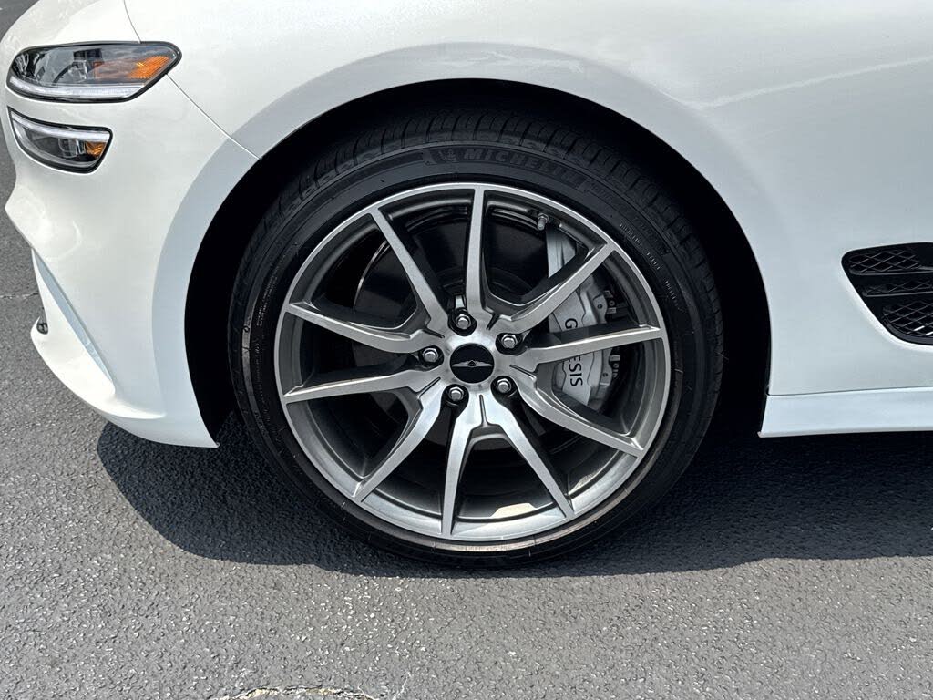 2025 Genesis G70