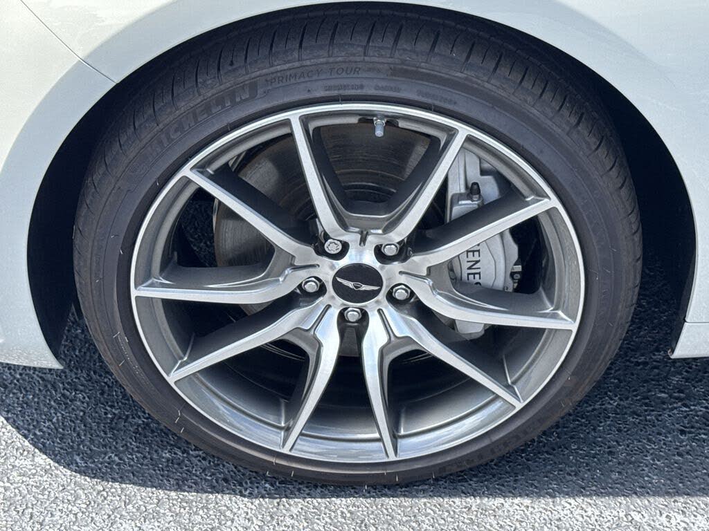 2025 Genesis G70