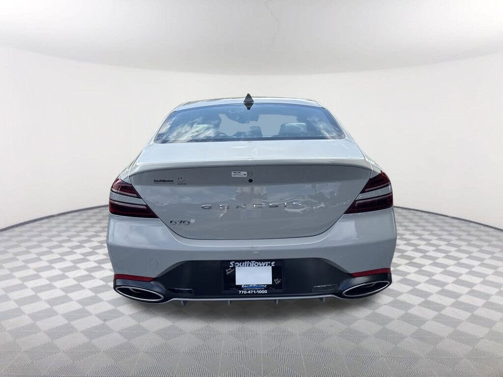 2025 Genesis G70