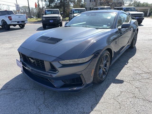 2024 Ford Mustang — thumbnail 2