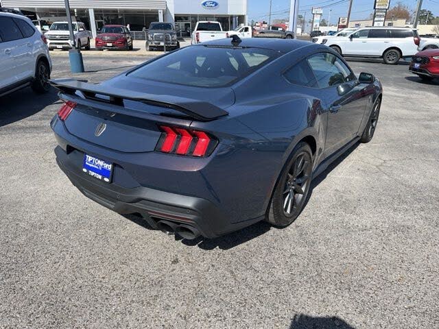 2024 Ford Mustang — thumbnail 3