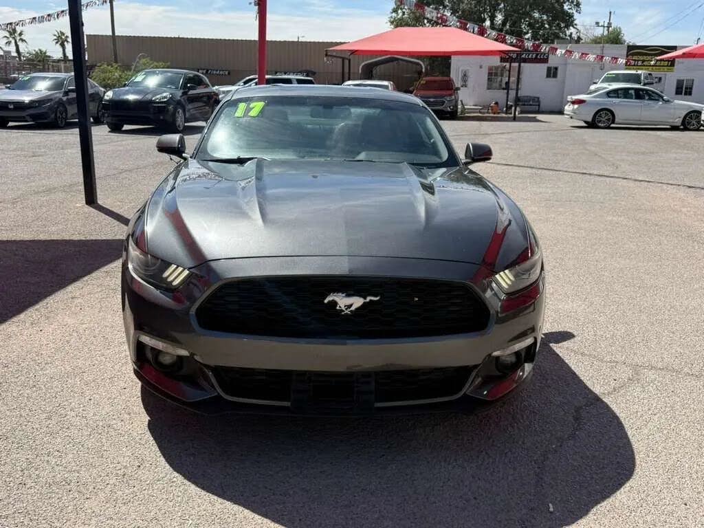 2017 Ford Mustang — thumbnail 4
