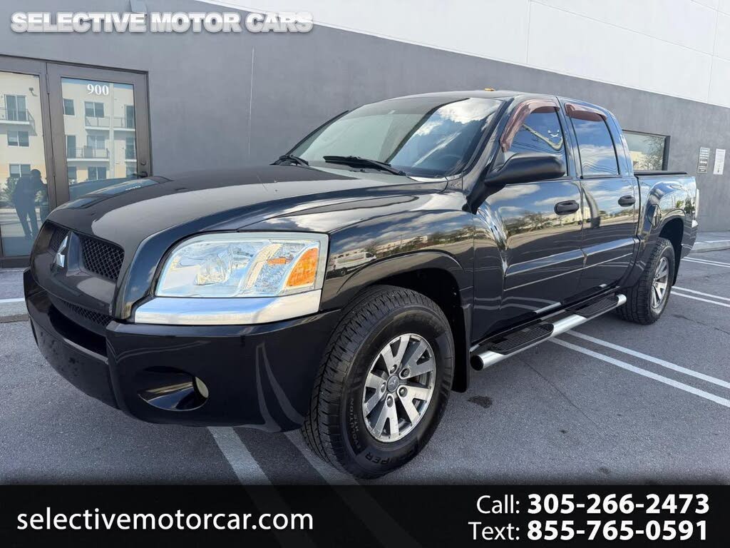 Mitsubishi Raider