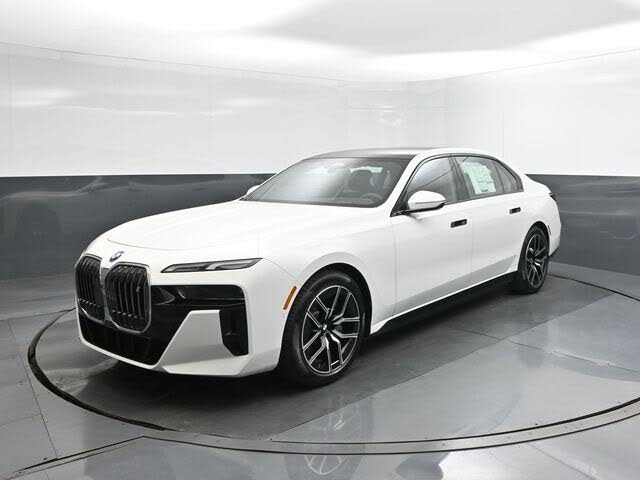 BMW i7