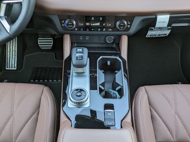 2025 Mitsubishi Outlander