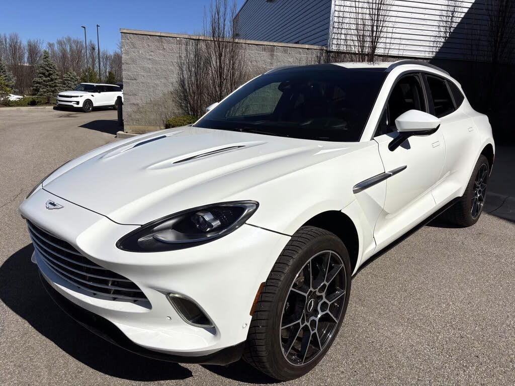 Aston Martin DBX