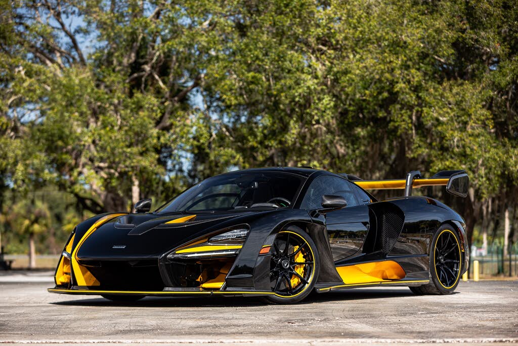 McLaren Senna