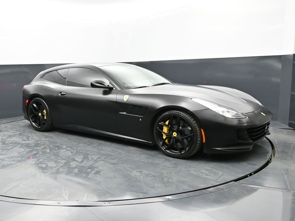 Ferrari GTC4Lusso T