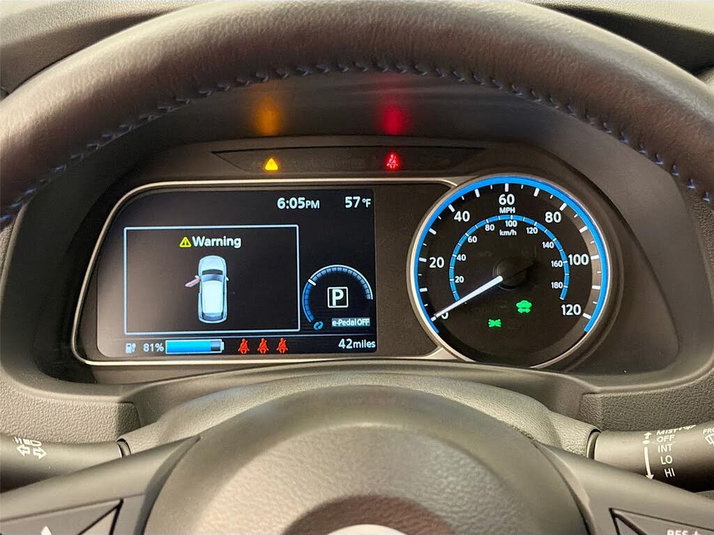 2025 Nissan LEAF