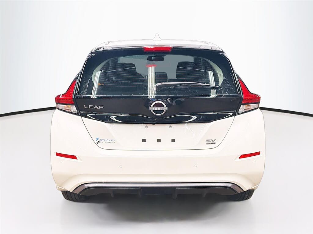 2025 Nissan LEAF