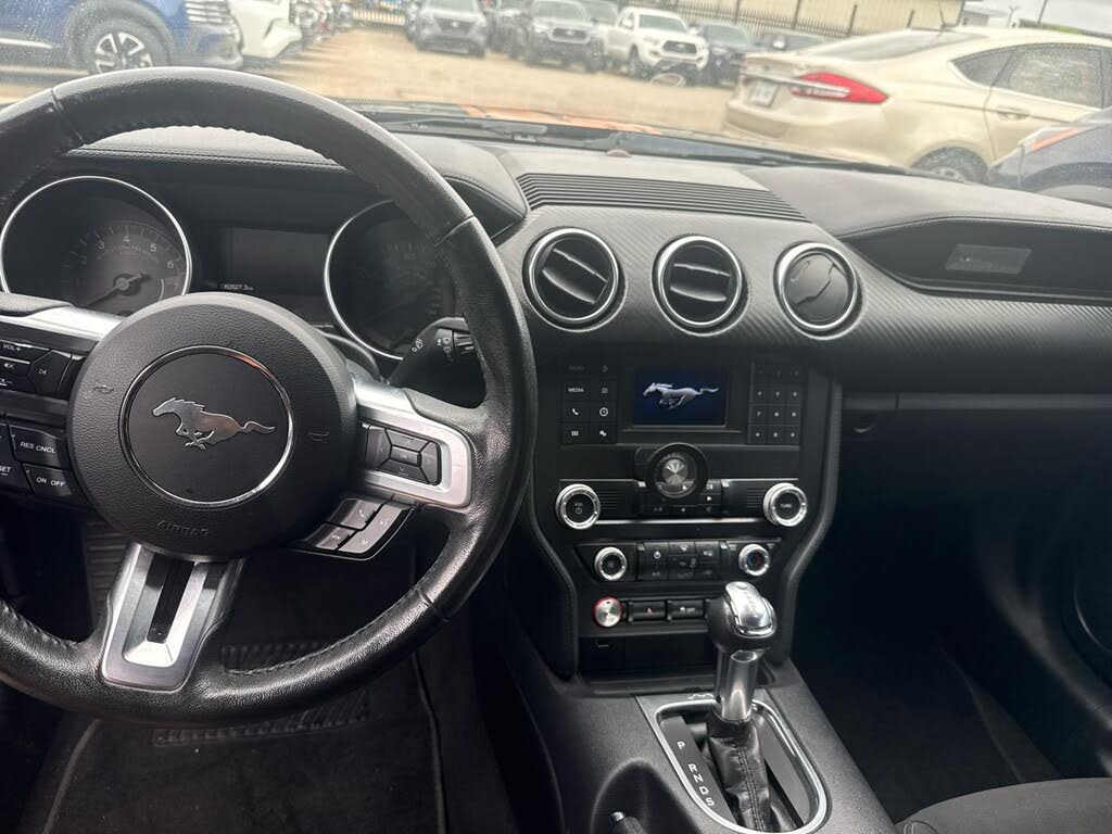 2022 Ford Mustang