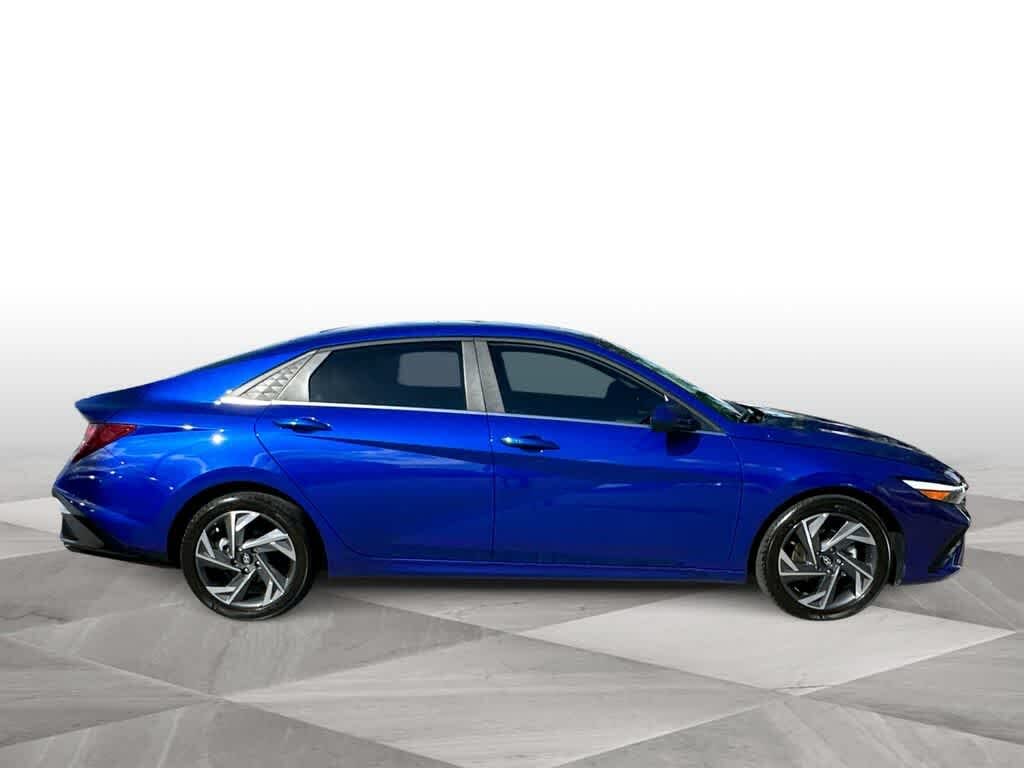 2024 Hyundai Elantra