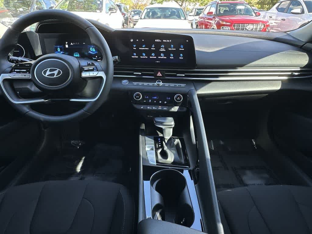 2024 Hyundai Elantra
