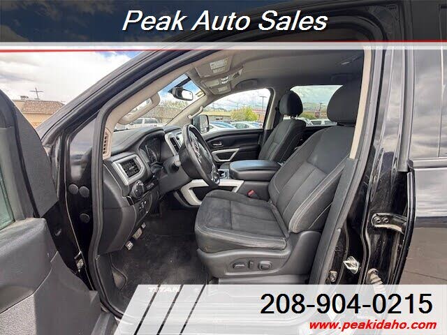 2017 Nissan Titan