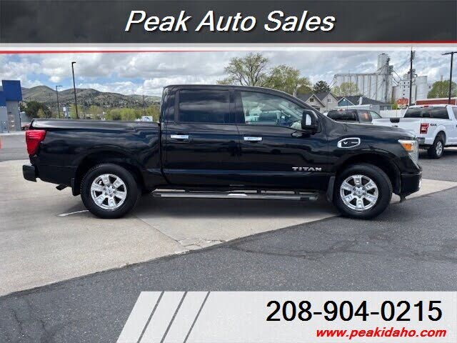 2017 Nissan Titan