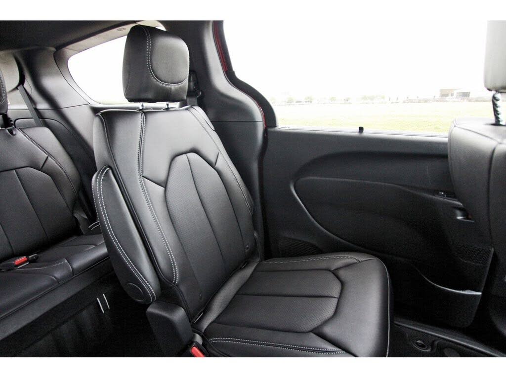 2025 Chrysler Pacifica