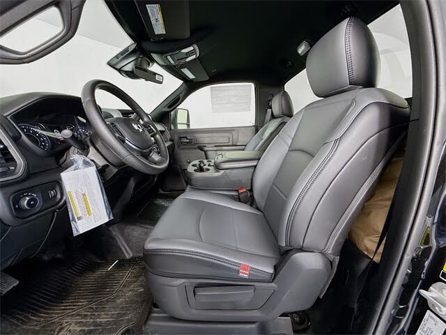 2025 RAM 3500 Chassis