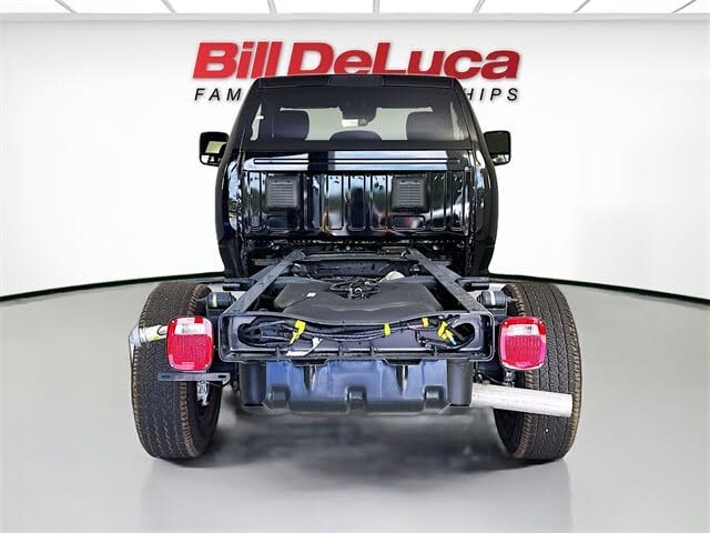 2025 RAM 3500 Chassis