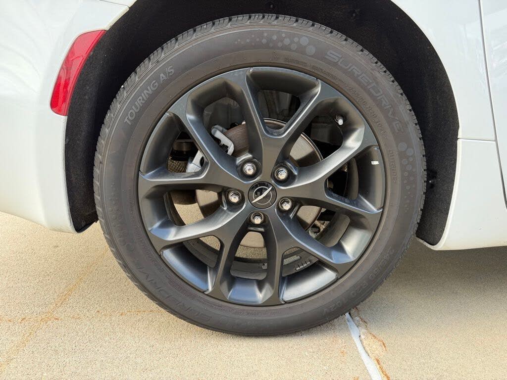 2025 Chrysler Pacifica
