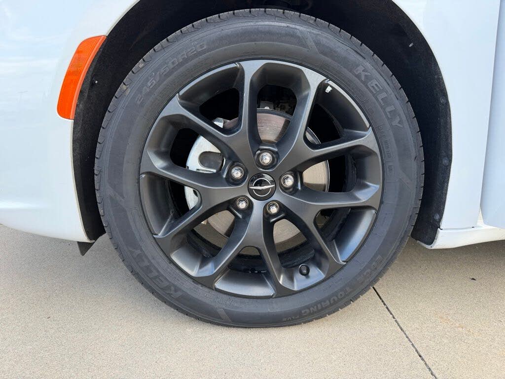 2025 Chrysler Pacifica