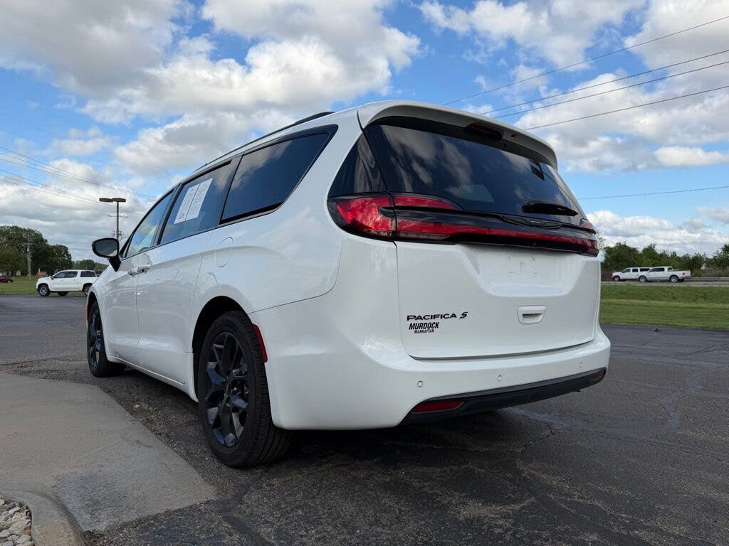 2025 Chrysler Pacifica