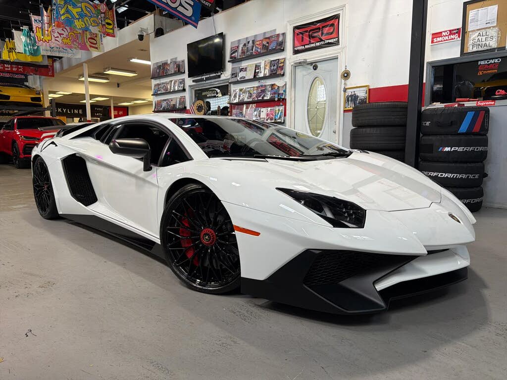 Lamborghini Aventador