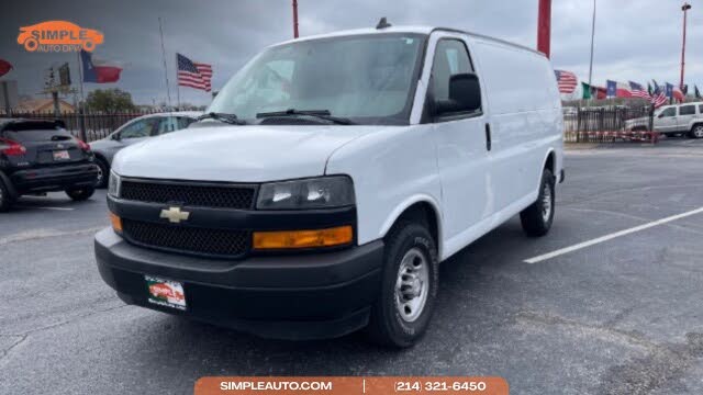 2018 Chevrolet Express 2500 — photo 1 of 12