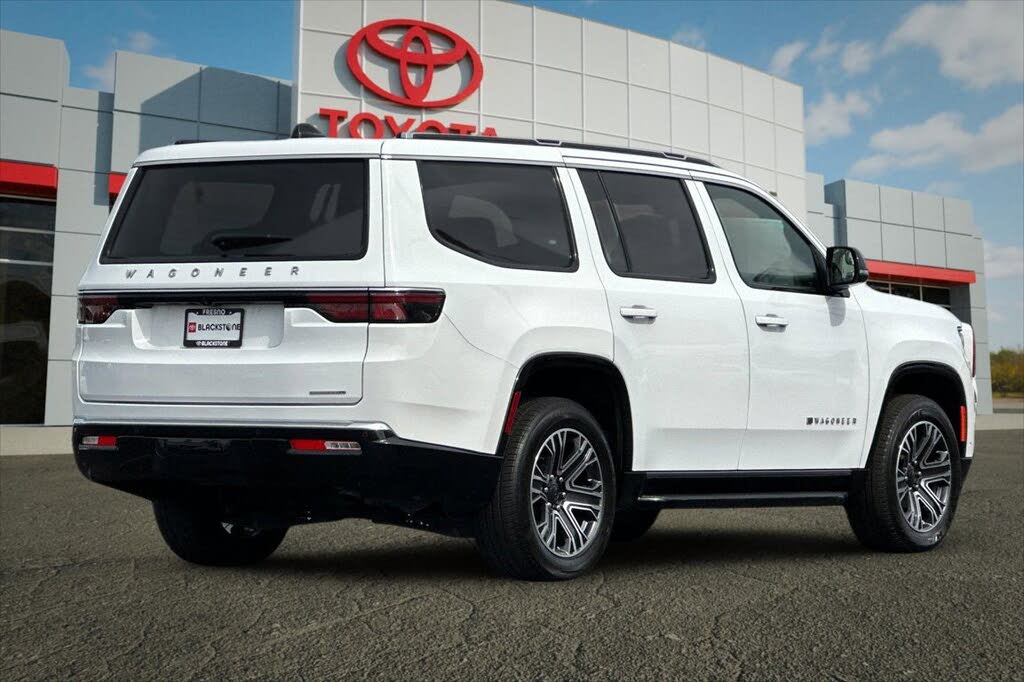 2024 Wagoneer Wagoneer
