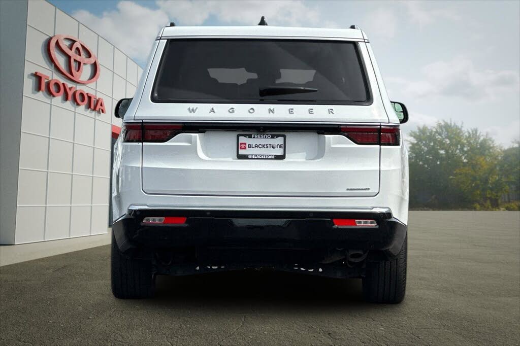 2024 Wagoneer Wagoneer