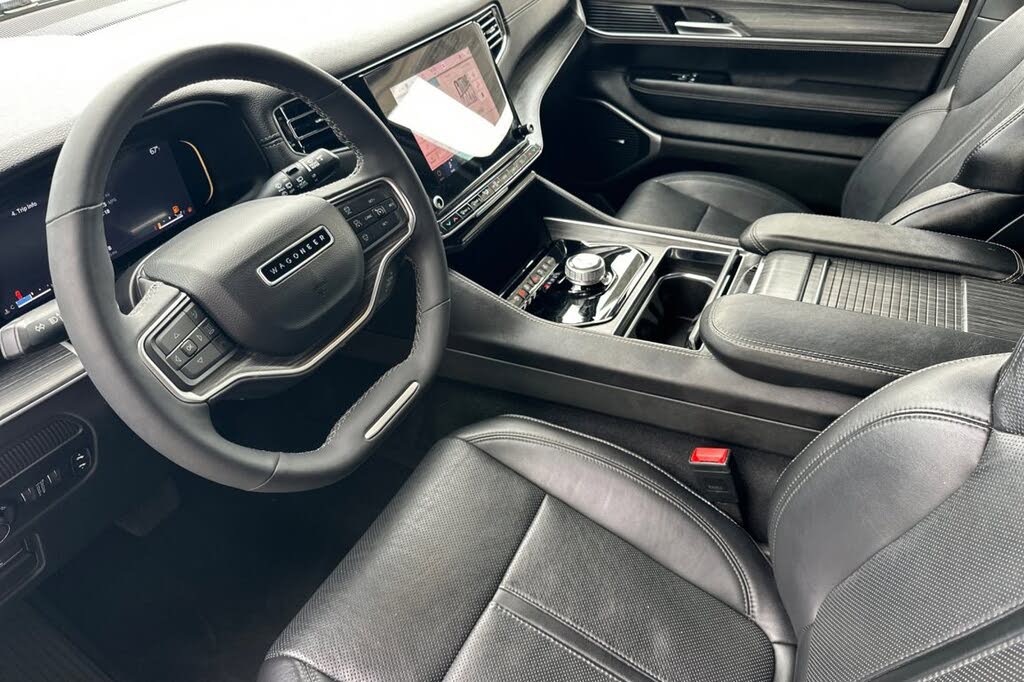 2024 Wagoneer Wagoneer