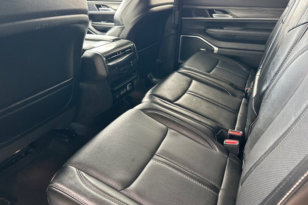 2024 Wagoneer Wagoneer