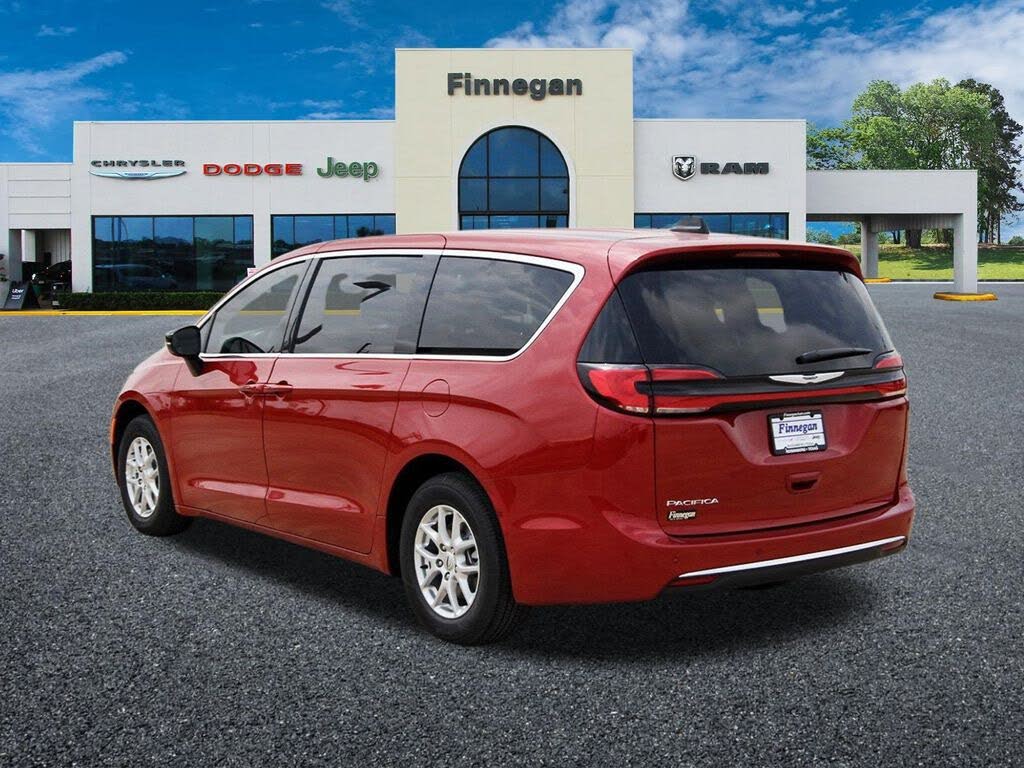 2025 Chrysler Pacifica