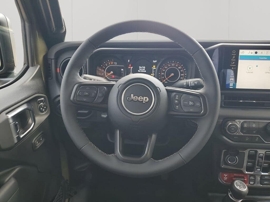 2025 Jeep Gladiator