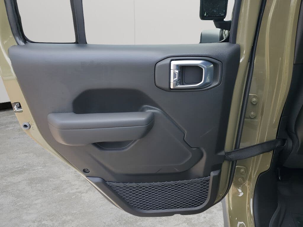 2025 Jeep Gladiator