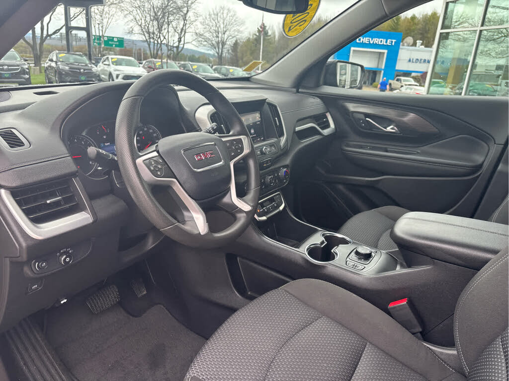 2024 GMC Terrain