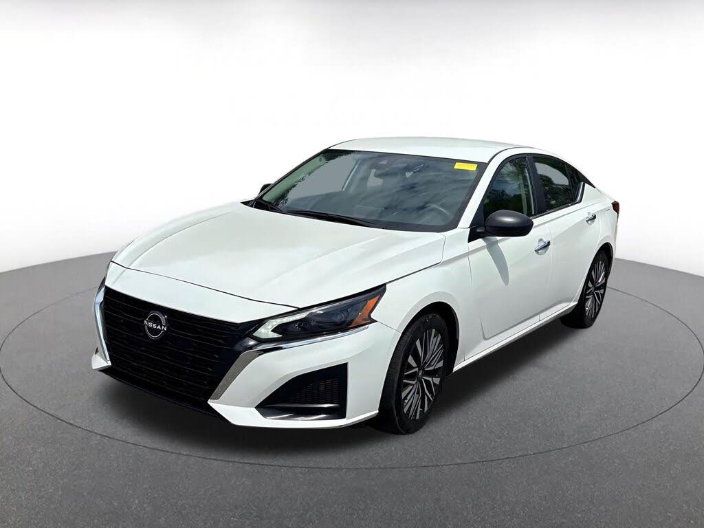 2025 Nissan Altima