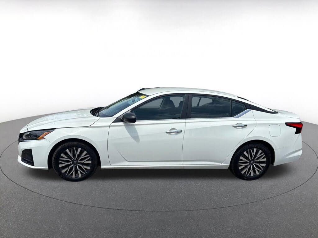 2025 Nissan Altima