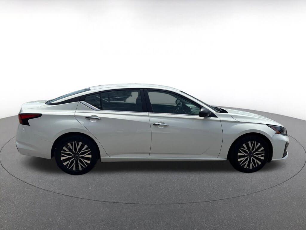 2025 Nissan Altima