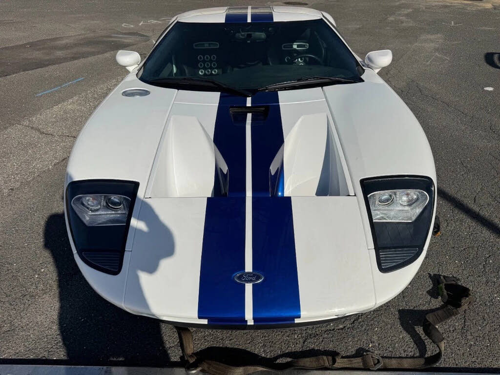 Ford GT
