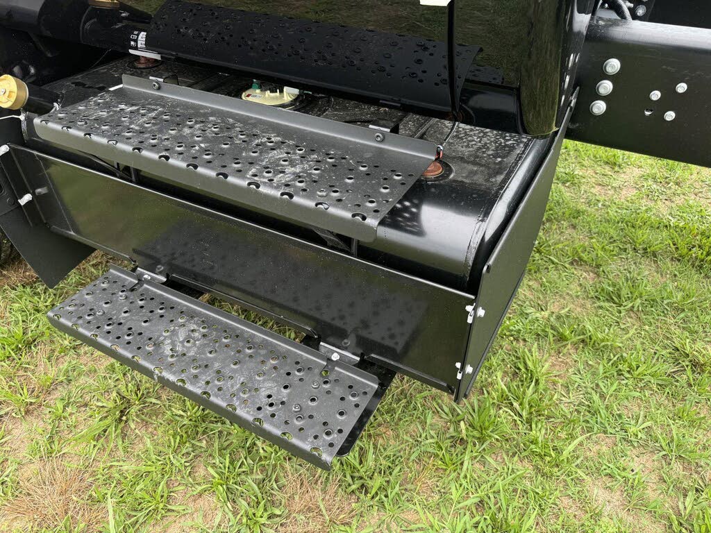 2025 Ford F-650 Super Duty