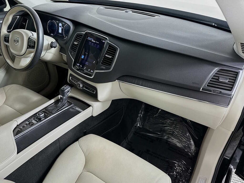 2020 Volvo XC90