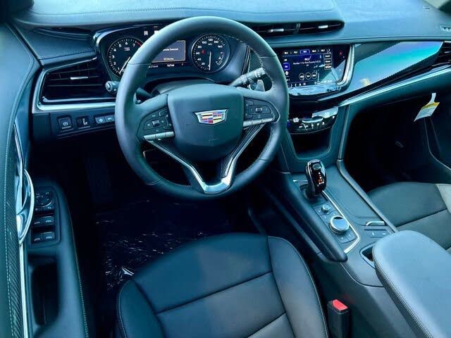 2024 Cadillac XT6