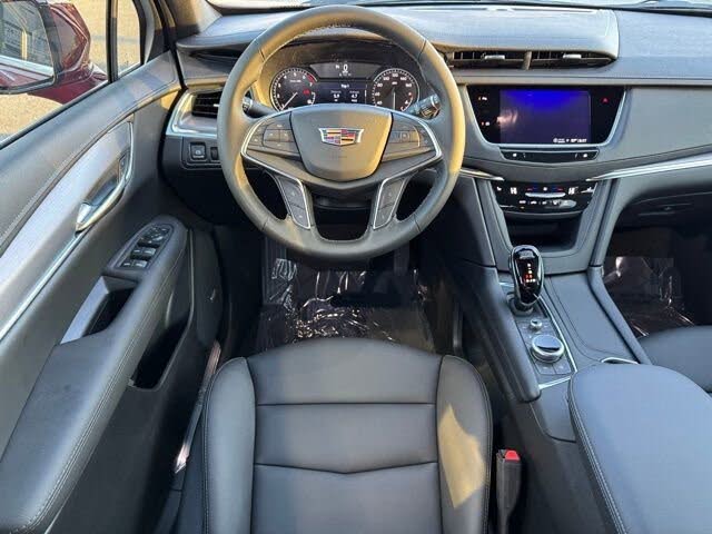 2025 Cadillac XT5