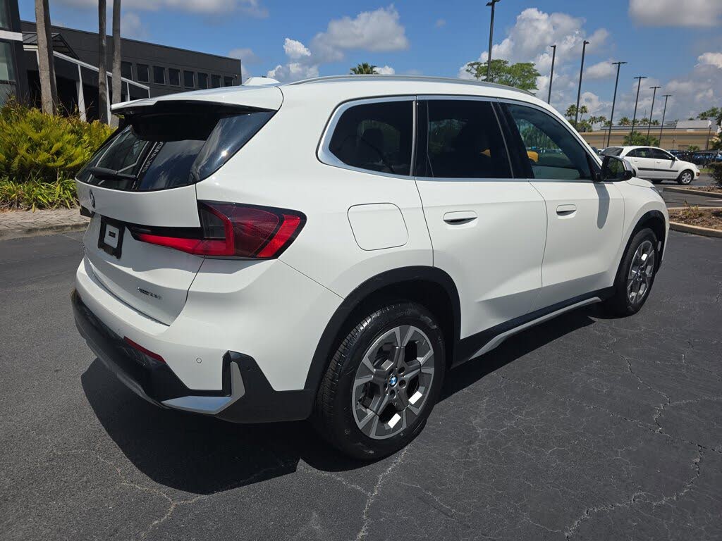 2023 BMW X1