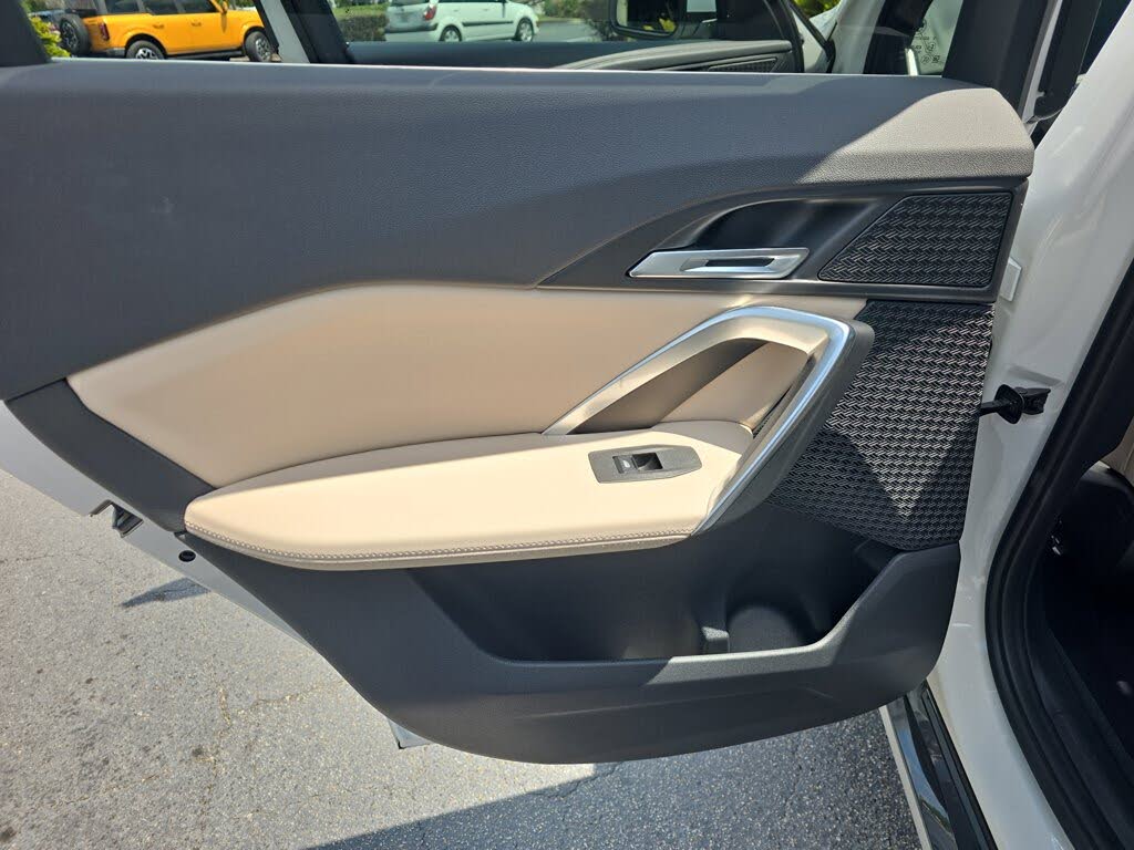 2023 BMW X1