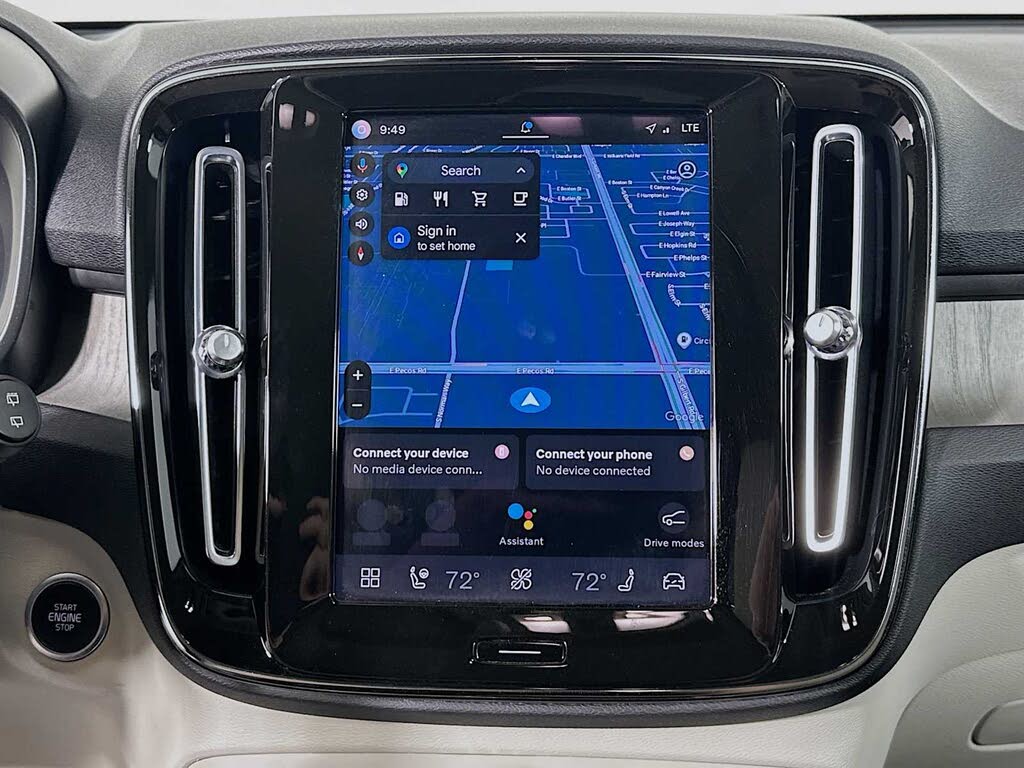 2023 Volvo XC40