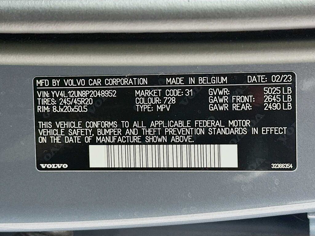 2023 Volvo XC40