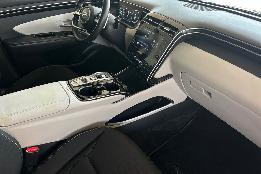2022 Hyundai Tucson Hybrid